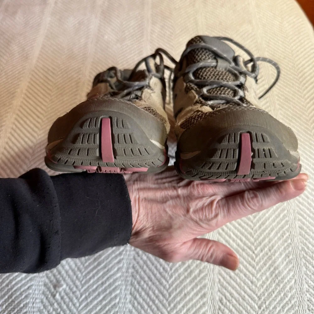 Merrell‎ Women's Yokota 2 Waterproof Hiking Shoes, Dust, Size 8